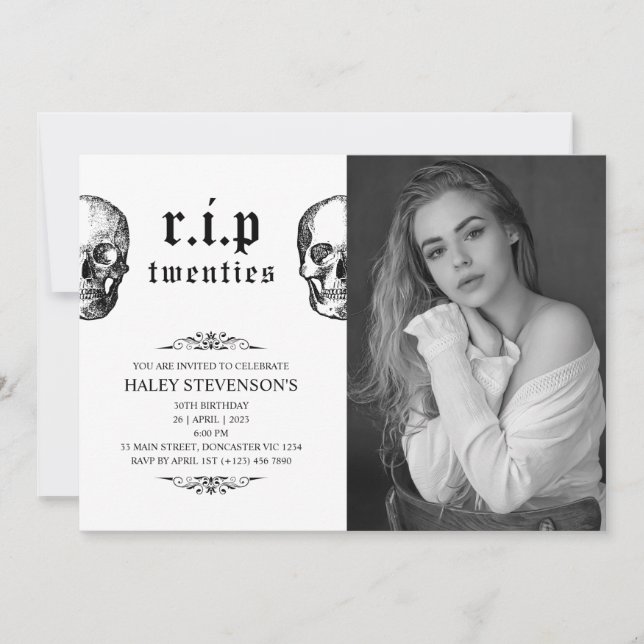 Invitación QEPD 20's Twenties Funeral Skull 30th Birthday Pho (Anverso)