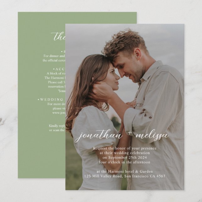 Invitación QR Code All in One Sage Green Photo Script Wedding (Anverso / Reverso)