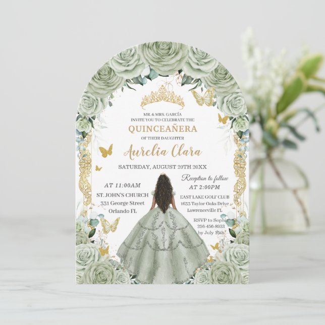 Invitación Quinceañera 15 XV Arco de Oro Floral Verde Sage (Anverso de pie)
