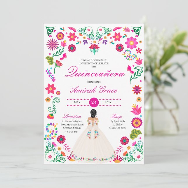 Invitación Quinceañera al bordado de color rosa bl (Anverso de pie)