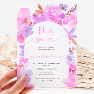 Invitación Quinceanera floral rosa violeta brillante
