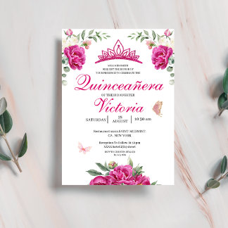 Invitación Quinceañera Fuchsia Crown de mariposa floral rosa