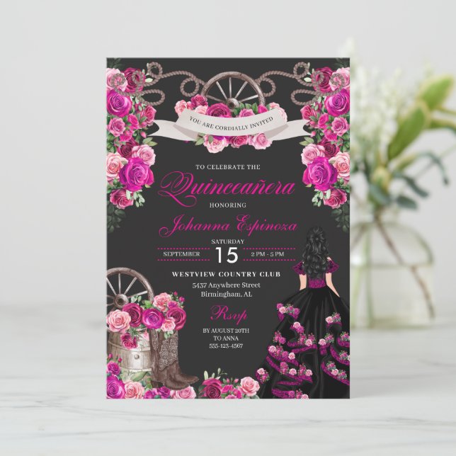 Invitación Quinceanera Occidental de Magenta y Niña Negra (Anverso de pie)