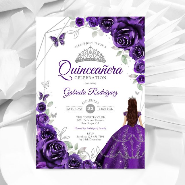 Invitación Quinceanera Plata Púrpura Vestido Floral (Subido por el creador)