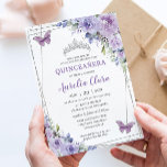 Invitación Quinceañera Purple Lilac Floral Butterflies Plata<br><div class="desc">Personalice esta encantadora invitación de quinceañera con su propia redacción fácil y rápidamente,  simplemente pulse el botón personalizar it para reorganizar y formatear el estilo y la ubicación del texto. ¡Artículos coincidentes disponibles en la tienda! c) El estudio Happy Cat Studio</div>