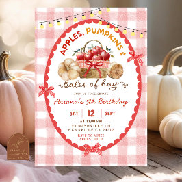 Invitación Quirky Gingham Apple Pumpkins y Bales de Hay