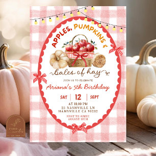 Invitación Quirky Gingham Apple Pumpkins y Bales de Hay
