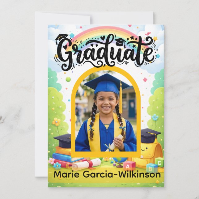Invitación Rainbow Kindergarten Graduation (Anverso)