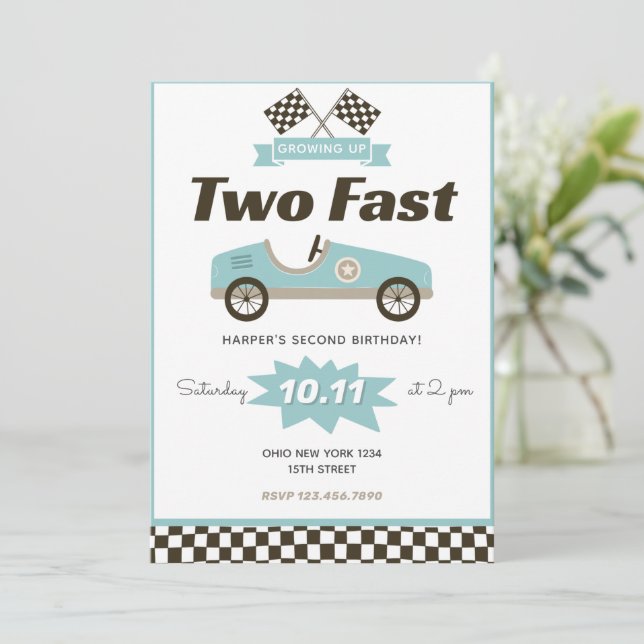 Invitación rápida de cumpleaños de dos coches de C (Anverso de pie)