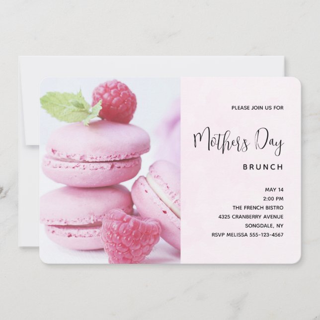 Invitación Raspberry rosa Macarons Brunch del Día de la Madre (Anverso)