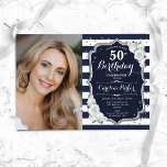 Invitación Rayas blancas de la marina, foto plateada, cumplea<br><div class="desc">Elegante invitación de 50 años floral femenina con tu foto. Diseño rosa blanco de la marina de cristal con una falsa plata purpurina. Incluye rayas azul marino y blanco, rosas, letra de guión y confeti. Perfecto para un elegante fiesta de celebración de cumpleaños. Personaliza con tus propios detalles. ¡Se puede...</div>