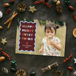Invitación Red Happy Merry Wavy Christmas Photo Card