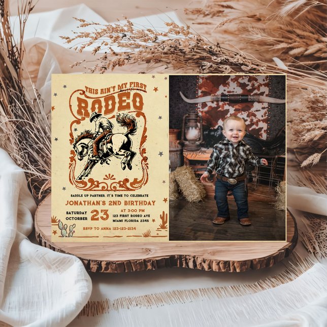 Invitación Retro 2.º Rodeo Oeste de Cowboy Fotos de cumpleaño (Subido por el creador)