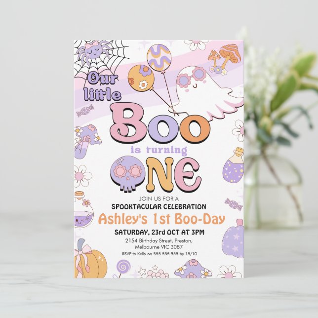 Invitación Retro Purple Little Boo Halloween 1er cumpleaños (Anverso de pie)