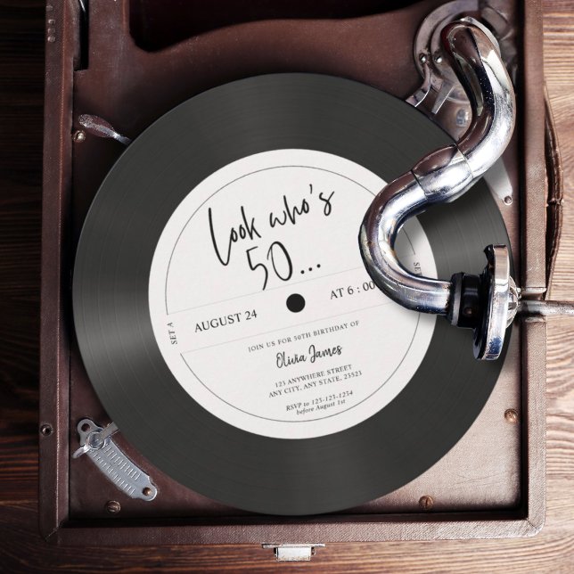 Invitación Retro vinyl record look who’s 50, 50th birthday in (Subido por el creador)