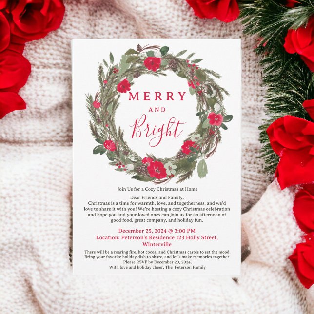 Invitación Reunión de Navidades acogedores con flores rojas r (Rustic Red Floral Wreath Cozy Christmas Gathering Invitation)
