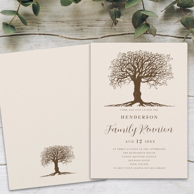 Invitación Reunión Familiar del Árbol Genealógico (Family tree family reunion brown and beige elegant script invitation Rustic stylish family gathering)
