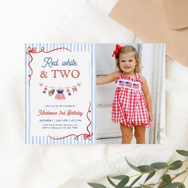 Invitación Rojo Blanco y Dos Foto de Segundo Cumpleaños el 4  (Subido por el creador)