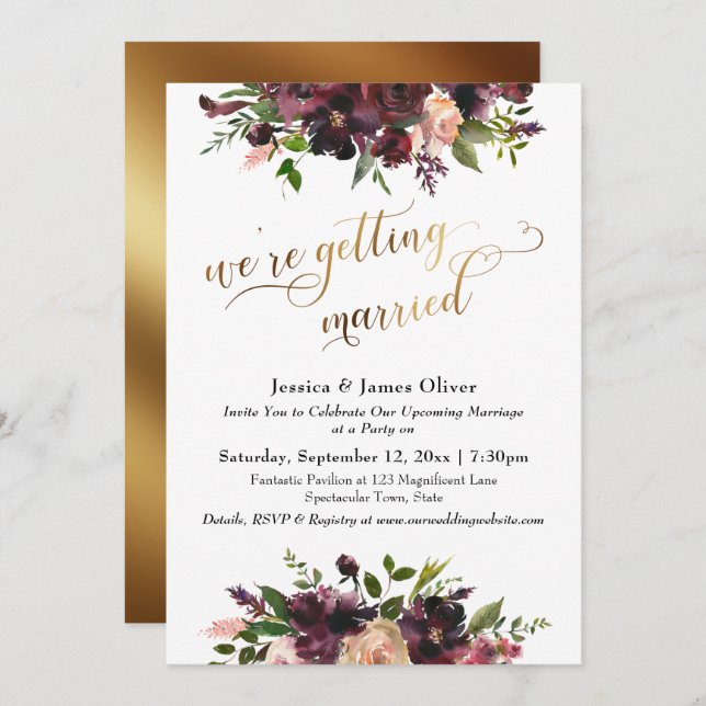 Invitación Rojo Borgoña Floral y Dorado Nos Estamos Casando (Anverso / Reverso)