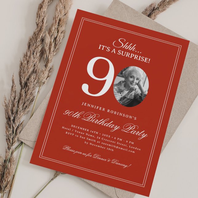 Invitación Rojo | Fiesta de Cumpleaños Sorpresa 90 (Red | Surprise 90th Birthday Party Invitation)