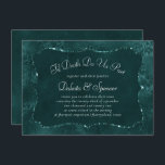 Invitación Romance Verde azulado de medianoche | Boda oscuro<br><div class="desc">El rico y sofisticado grunge estilo de los años 90 se cultiva con este atrevido damasco de rosa satinado, lujoso terciopelo y un falso adorno purpurina en un espectacular tono de joya oscuro y una melodía de tono atrevido. Esta textura abstracta de medio mixto vintage de los años 90 añade...</div>