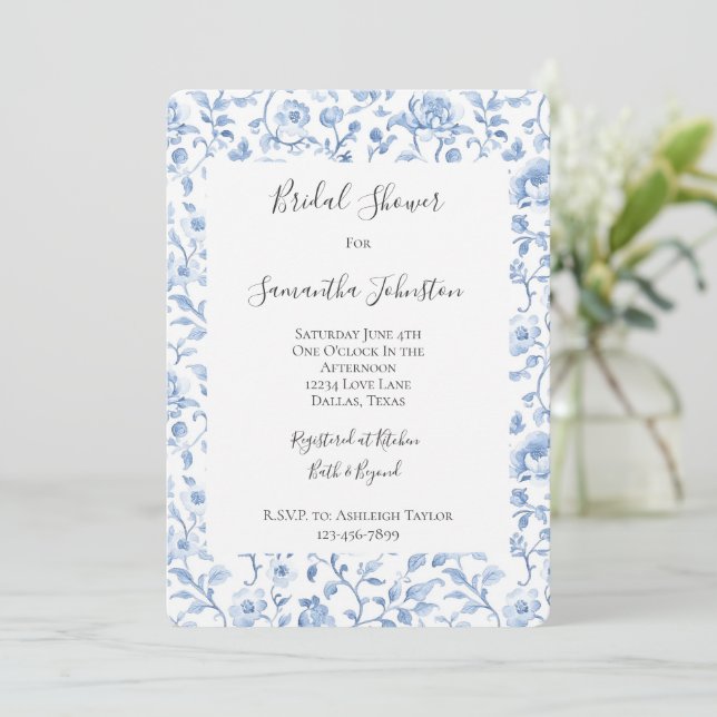 Invitación Romantic Blue White Floral Bridal Shower (Anverso de pie)