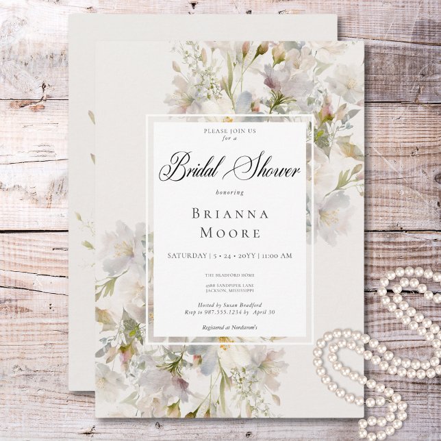 Invitación Romántica ducha de novias floral blanca y rosa (Romantic Muted White & Pink Floral Bridal Shower Invitation)