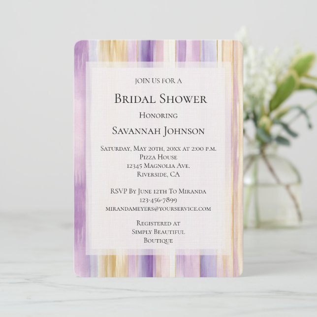 Invitación Romántico Crema Púrpura Iris Stripes Ducha Británi (Anverso de pie)