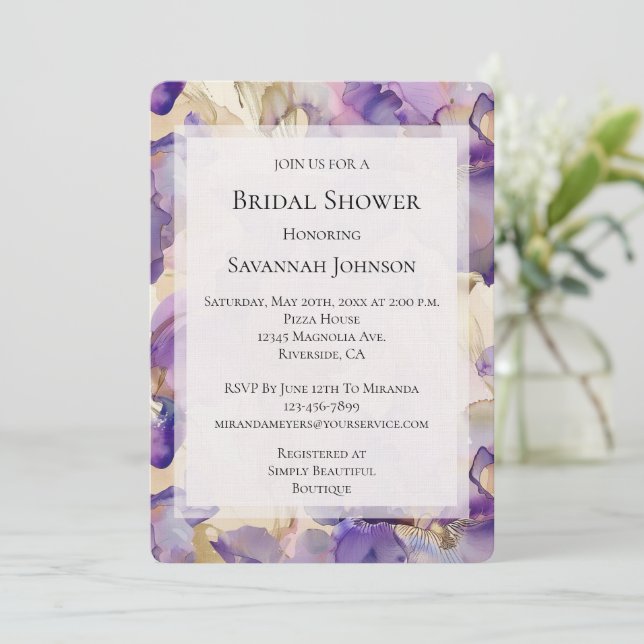 Invitación Romántico Purple Gold Iris Floral Bridal Ducha (Anverso de pie)