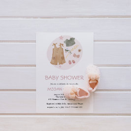 Invitación Ropa de bebé simple lindo Baby Shower rosado