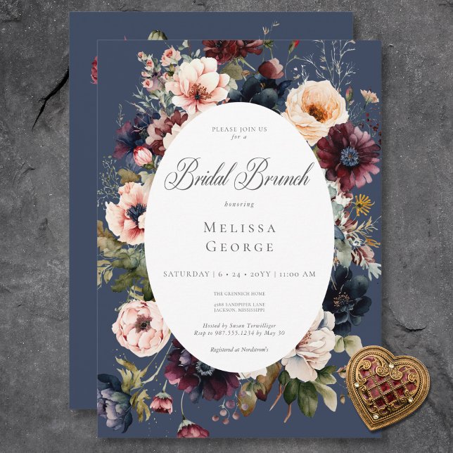 Invitación Ropa floral azul oscuro óval marco floral brunch (Dark Blue Oval Floral Frame Bridal Brunch Invitation)