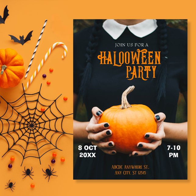 Invitación Ropa negra de la calabaza de la fiesta de Hallowee (Subido por el creador)