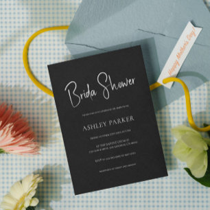 Invitación Ropa negra Simple Black Script Bridal Shower