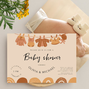 Invitación Ropa Vintage Foto Neutral de Baby Shower