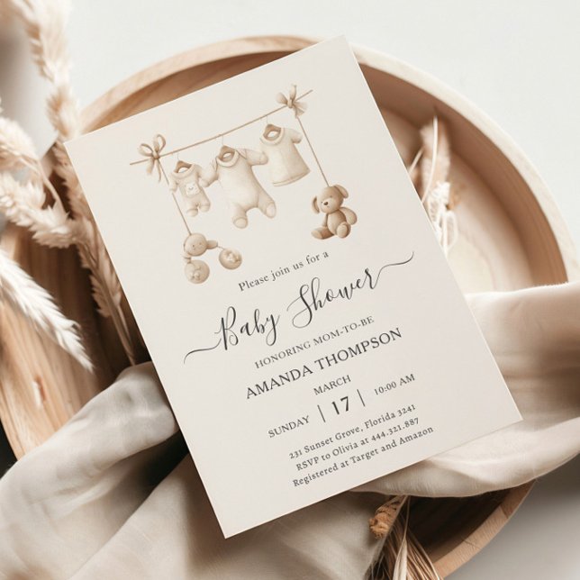 Invitación Ropa y Juguetes Beige para Bebé Fiesta de Cumpleañ (Subido por el creador)