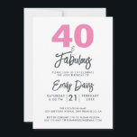 Invitación Rosa 40 y fabuloso | 40.º Fiesta de cumpleaños<br><div class="desc">Una moda,  elegante,  invitación para fotos de 40 años que puedes personalizar y enviar para tu fiesta de 40 años. Las palabras "40 and Fabulous" (40 y fabuloso) en negro y rosa están dispuestas usando caligrafía elegante y tipografía moderna. Diseñado exclusivamente para usted por Happy Dolphin Studio! @happydolphinstudio</div>