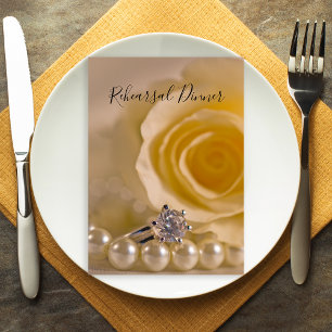 Invitación Rosa Blanca, Perlas, Boda de Anillo Ensayo Cena