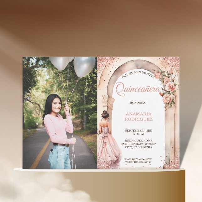 Invitación Rosa de moda Oro Quinceañera Vestido Floral Arco F (Subido por el creador)