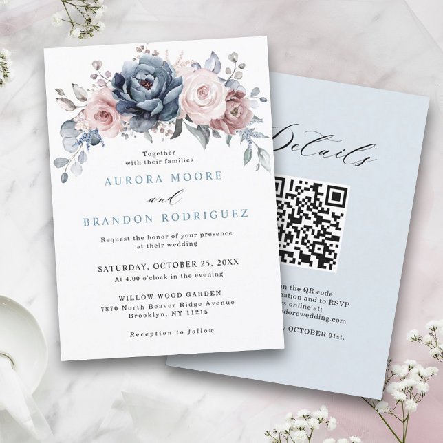 Invitación Rosa Dusty Blue Mauve Boda Floral de pizarra rosa (Dusty blue mauve rose pink slate wedding invitation with QR code details on back)