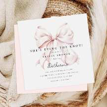 Rosa está atando la ducha de novias Knot Bow