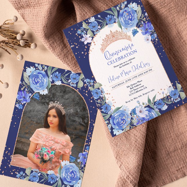Invitación Rosa floral azul oro tiara princesa Quinceanera (Subido por el creador)
