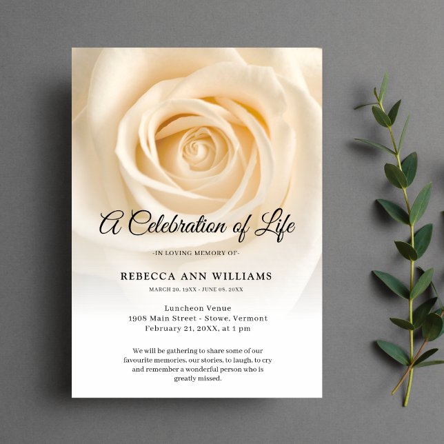 Invitación Rosa Flores Florales Celebración del funeral de la (Floral Celebration of Life Invitation)