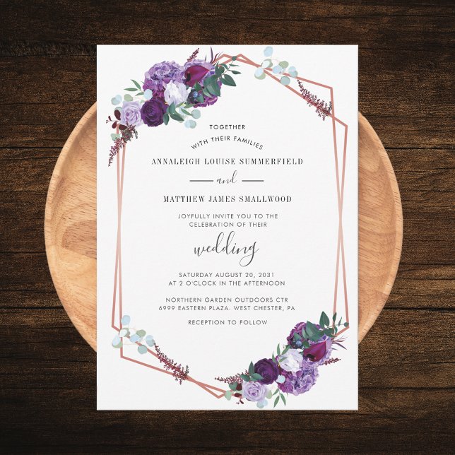 Invitación Rosa geométrico moderno Boda floral de oro morado (Purple Floral Geometric Script Wedding Invitation)