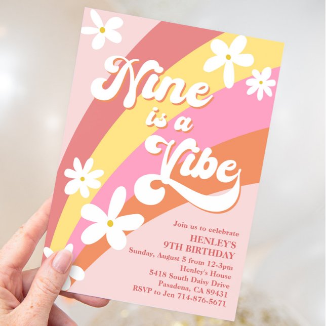 Invitación Rosa Nueve es un Vibe Retro Daisy Aniversario del  (Subido por el creador)
