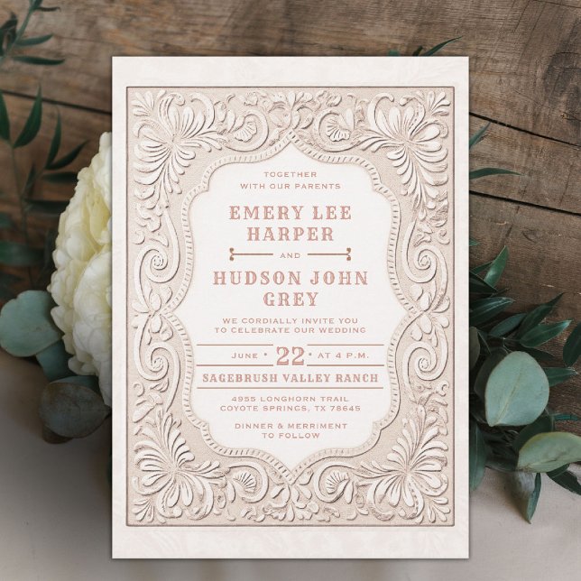Invitación Rosa occidental de cuero labrado en el país Boda d (country western wedding invitation tooled leather white beige dusty rose rustic elegant barn)
