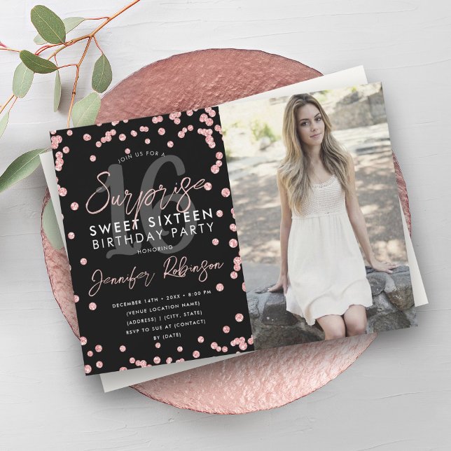 Invitación Rosa Oro Confetti Foto Sorpresa Dulce 16 (Rose Gold Confetti Photo Surprise Sweet 16 Invitation)