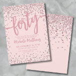 Invitación Rosa Purpurina de Oro 40 cumpleaños<br><div class="desc">Presentamos una moda y una invitación a la fiesta de 40 cumpleaños, perfecta para marcar este hito especial en estilo. El elegante diseño combina confetti purpurina plateado, lo que le da un toque de diversión y festividad. En la parte superior, "Cuarenta" se exhibe de manera prominente en caligrafía audaz, marcando...</div>