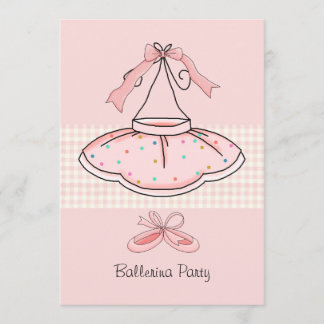 Invitación rosada de la fiesta de cumpleaños del