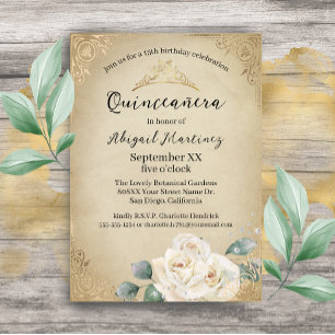 Invitación Rosas blancas y quinceanera dorada