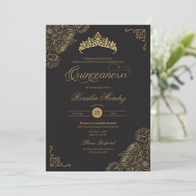Invitación Rosas de Oro y Negro Elegante Quinceañera (Anverso de pie)